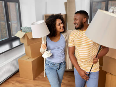 Yes, you can pack that lamp when you use the right boxes and seek out packing and moving services from BigHorn Kelowna moving company.