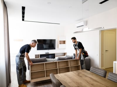 Working with professional movers keeps you and your belongings safe.