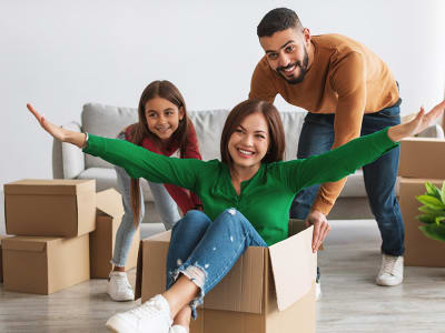 There are many moving parts with an overseas move, work with the professionals to ensure no steps are missed. 