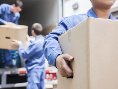 Maintaining open communication with your moving company will help them pull off your move quickly and efficiently.