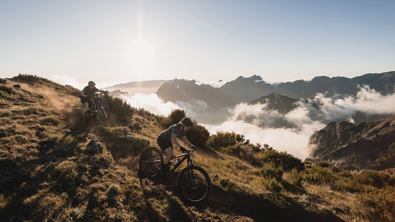 Fresh Air Mini Vlog 25: New Trek Slash+ Enduro e-MTB Drop – Shop Now at Fresh Air Kelowna
