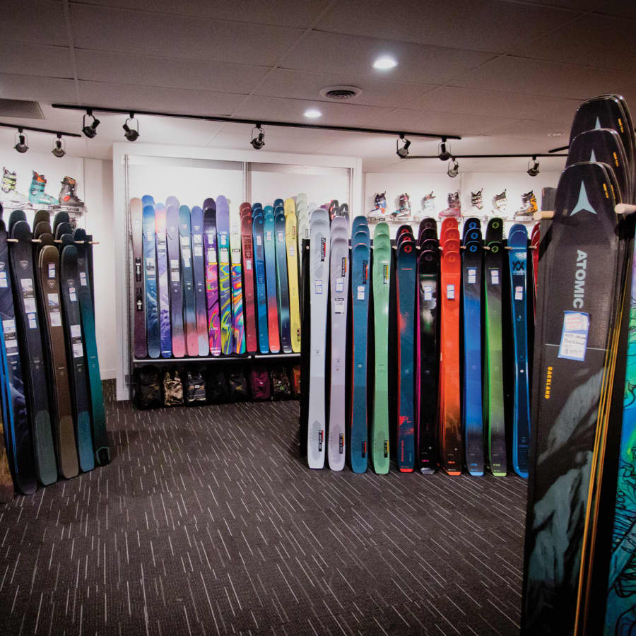 Fresh Air is your full-service shop in Kelowna ready to tune your skis, snowboards and Nordic set up with Masterfit Certified boot fitters to give you the best fit your feet. Don’t have gear for the season? We offer seasonal rentals for both adult and youth.