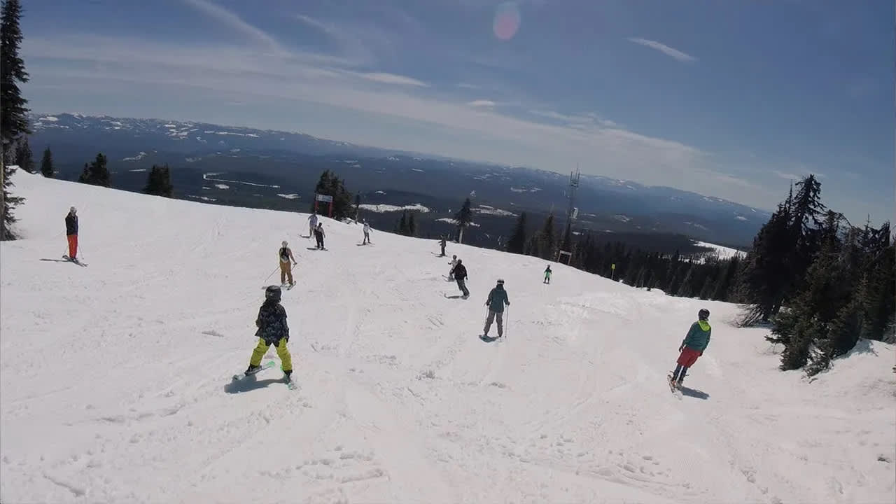Fresh Air Mini Vlog 11: Ski Season Is Over, But It’s Never Too Early to Plan for Next Year – New Gear In-Store Now!