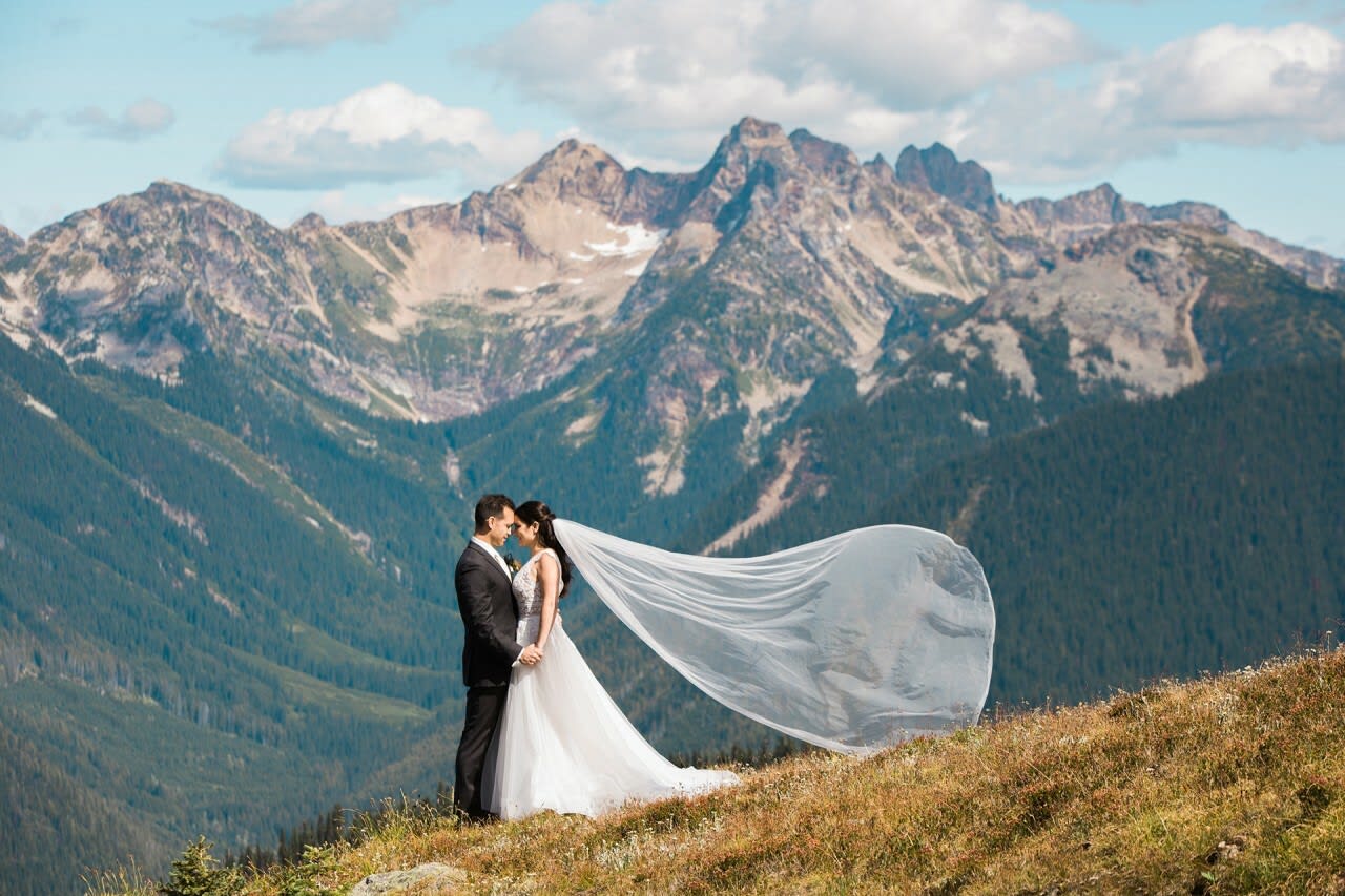 Mountain wedding venue at Keefer Lake Lodge