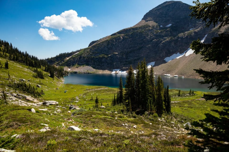 Beautiful surroundings when Heli-Hiking at Keefer Lake Lodge