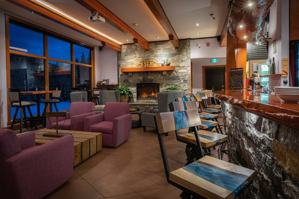 Après-ski awaits! Don't be late!