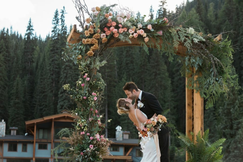 A peaceful, private wedding venue surrounded by stunning nature.