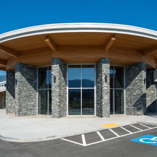 ʔAkisq̓nuk Multipurpose Centre, Windermere