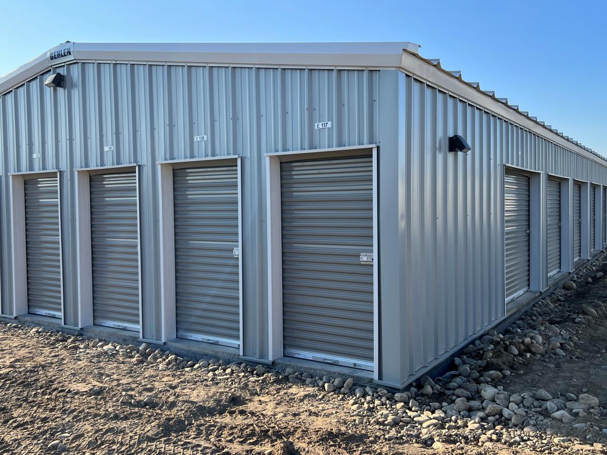 Steel Building Maintenance And Repair: When To Call An Expert