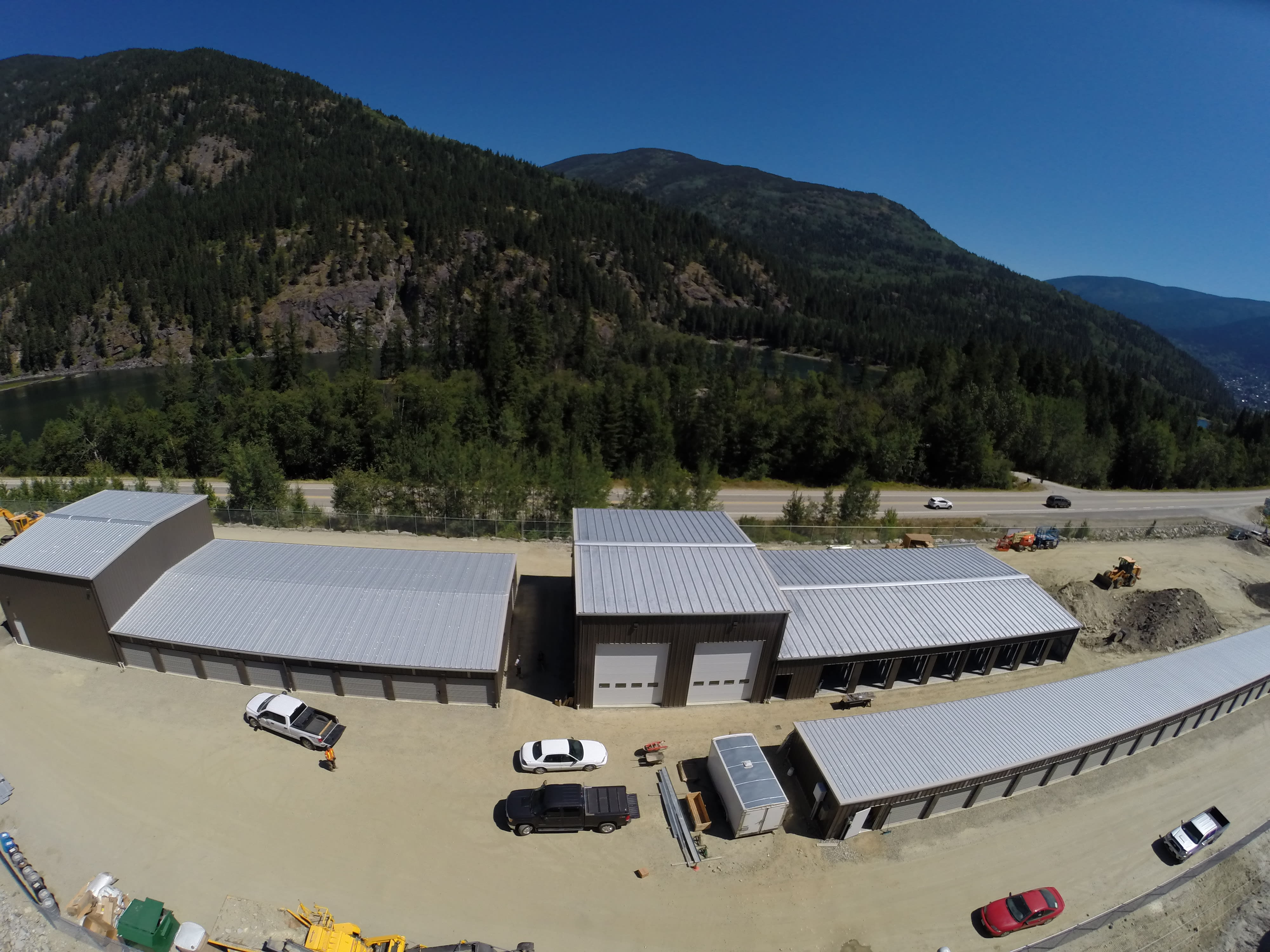 Prefab Buildings Insight: Is a Roof Retrofit the Right Solution?