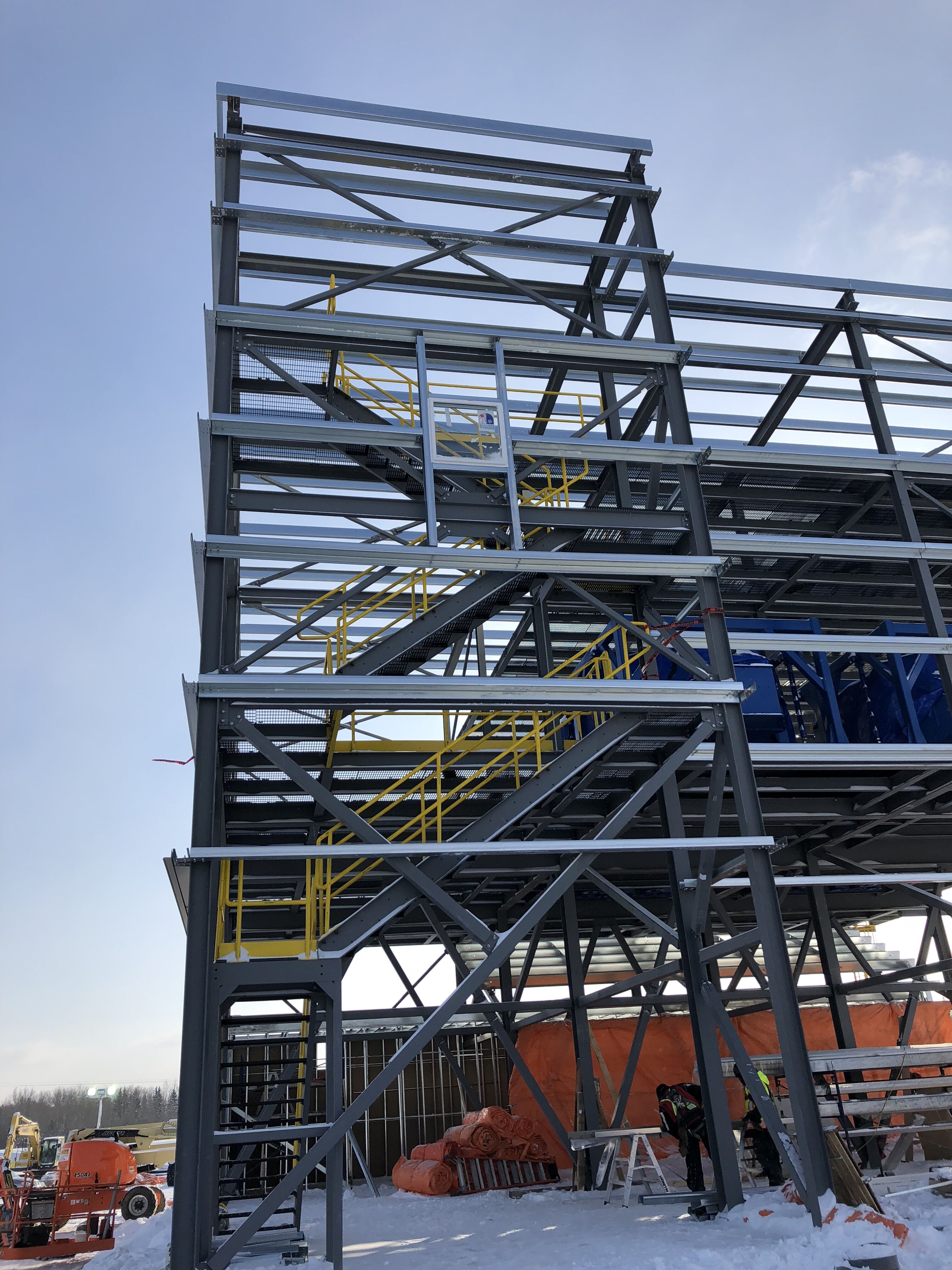 &nbsp;In progress frac sand processing screener building.