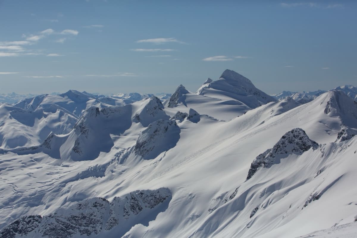 Mountain_Peaks_Tracks_2 Large