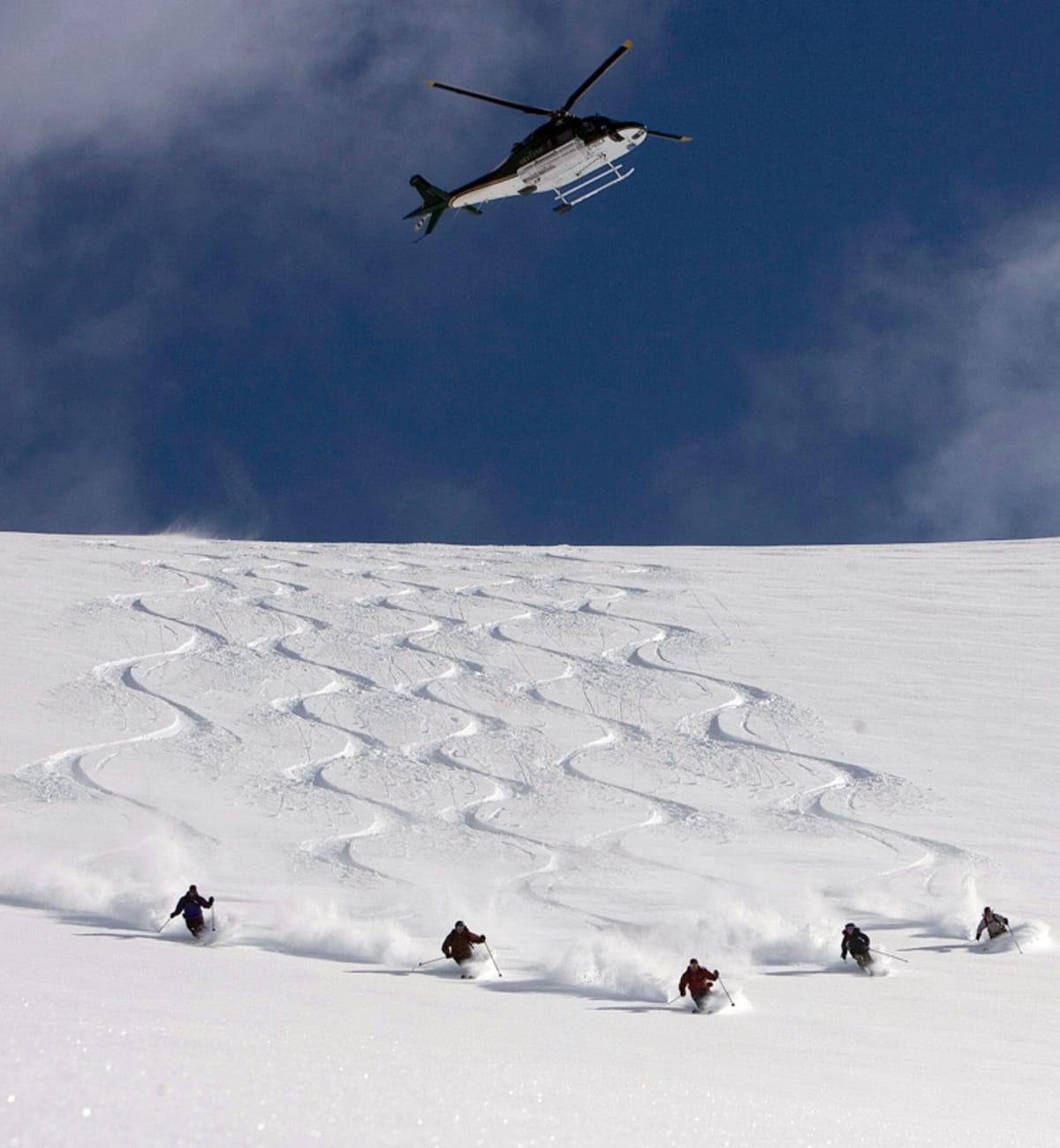 Heli_Flying_Over_Group_Powder_Turns