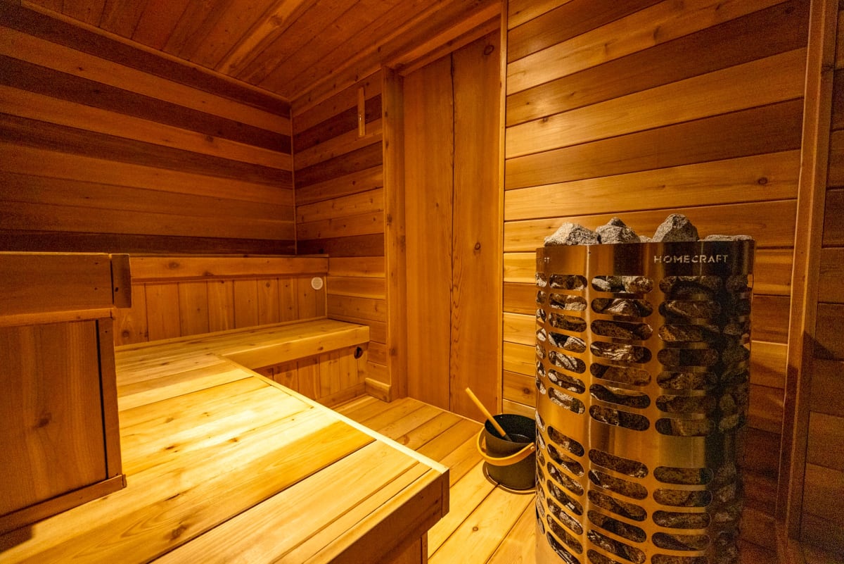 NEH_MountainLodge_2026-sauna