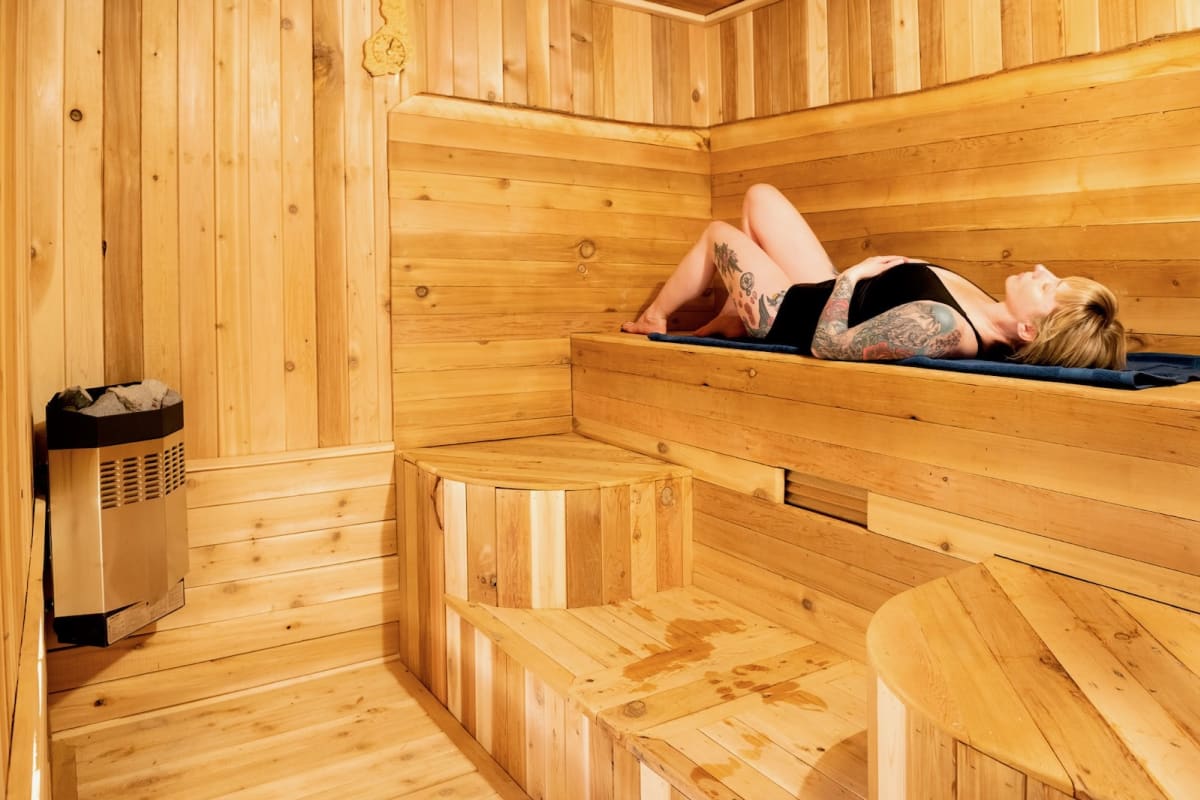 Sauna - Email