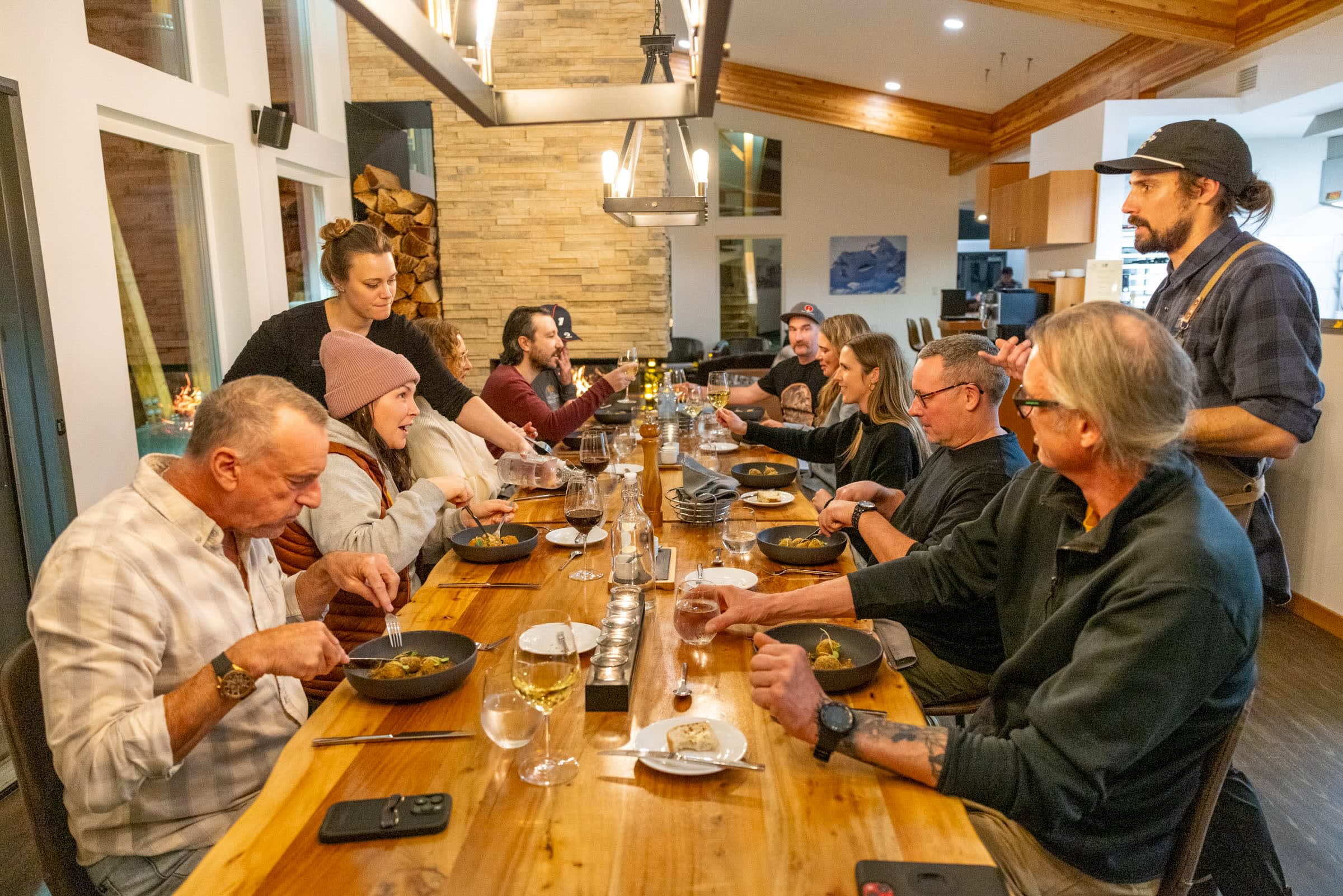 Group heli skiing discounts in BC