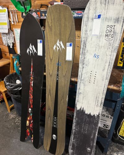 Heli boarding is easy with the right snowboard