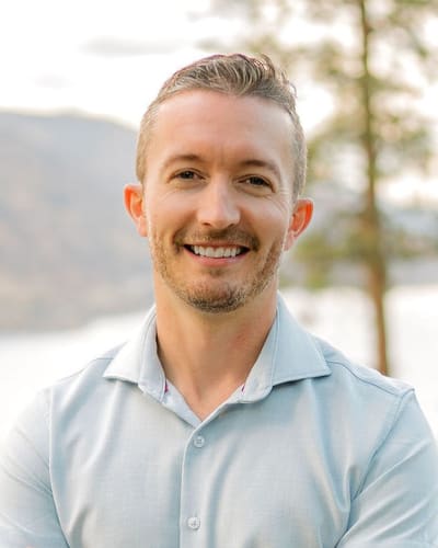 Dr. Evan Wiens