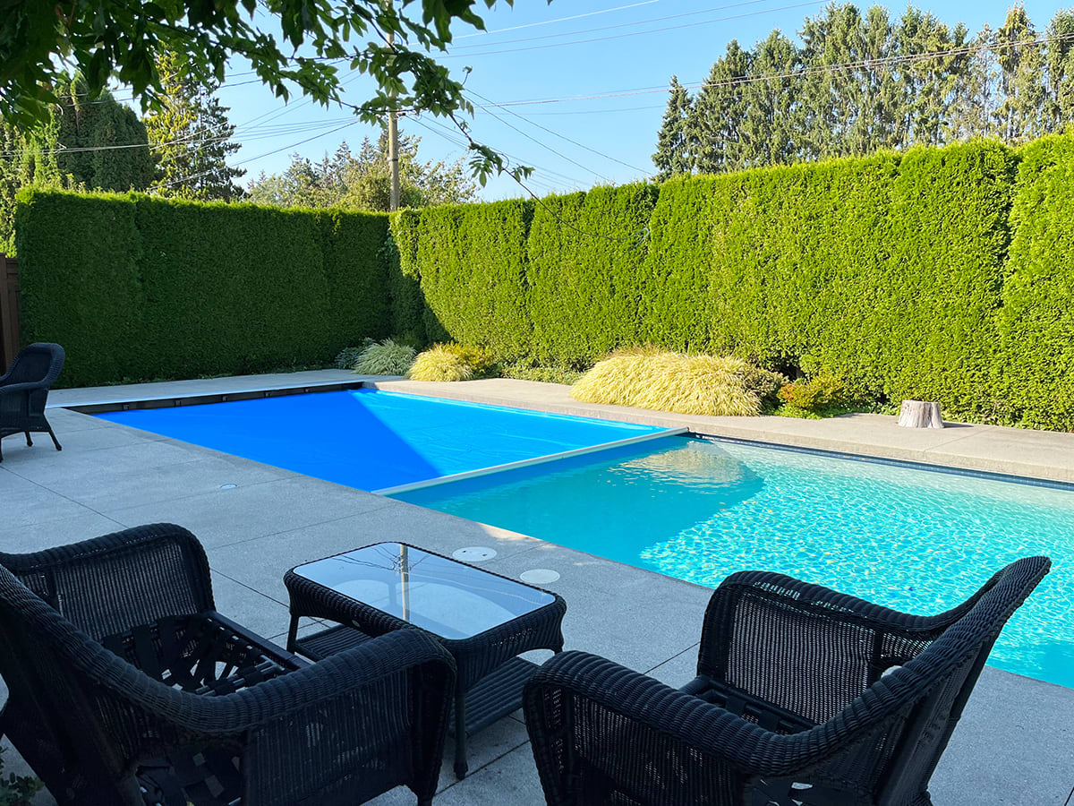 Use your automatic pool cover to keep your pool guest-ready and your backyard beautiful this season.