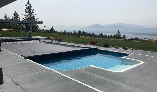 4-automatic-pool-safety-cover-existing-pool-charcoal-grey-okanagan-v2