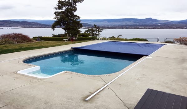 automatic pool safety cover-existing pool-navy blue-okanagan(1)