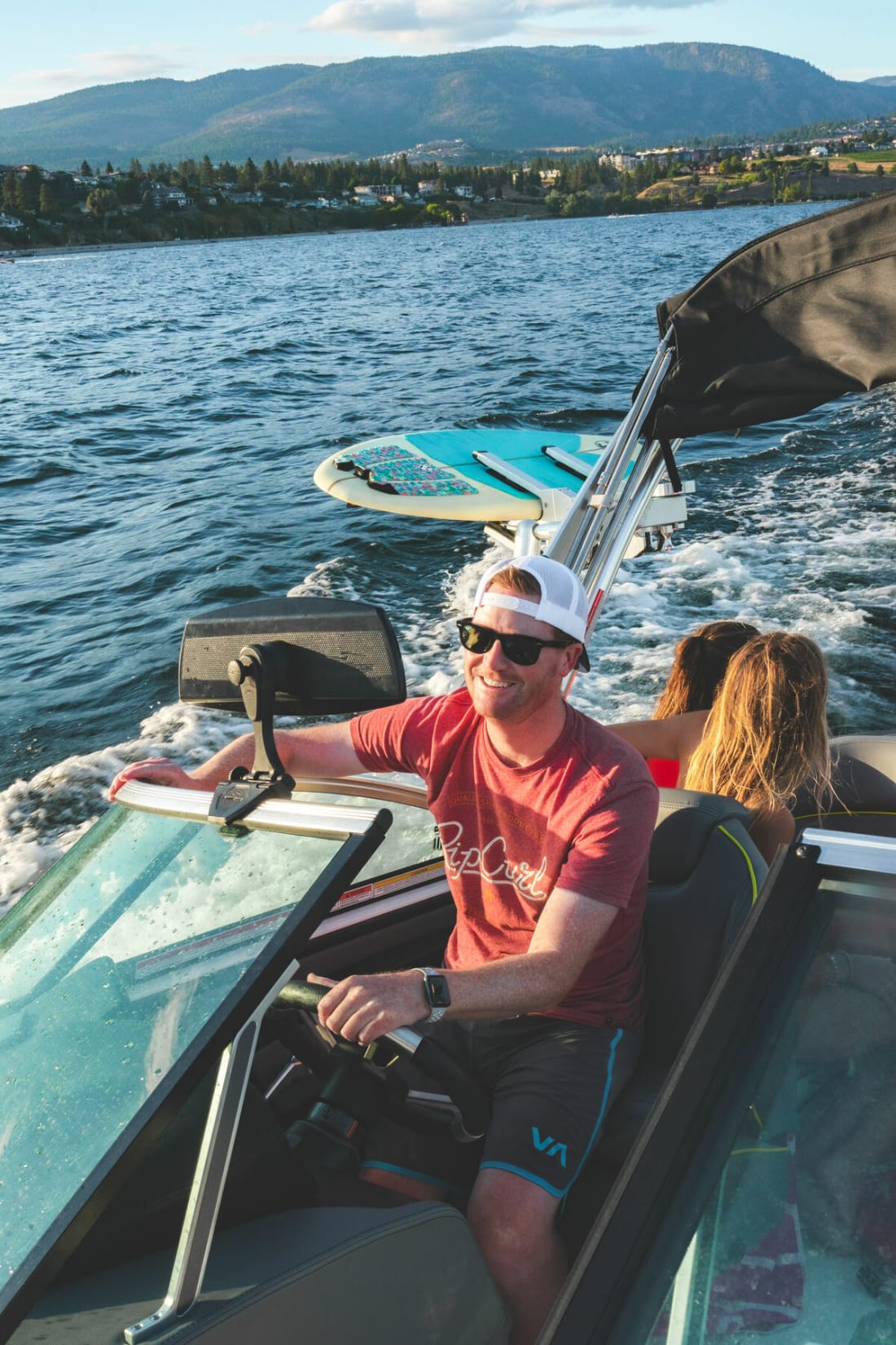 Boat rentals in kelowna bc okanagan lake.jpg